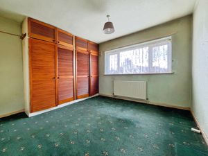 Bedroom- click for photo gallery